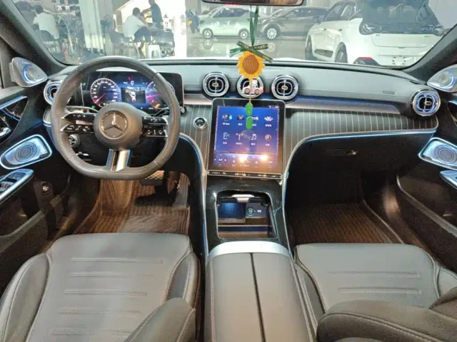 Mercedes-Benz C-Class — Фото автомобиля 9