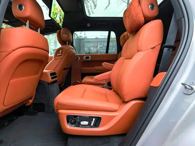 Li Auto L9 — Фото автомобиля 5