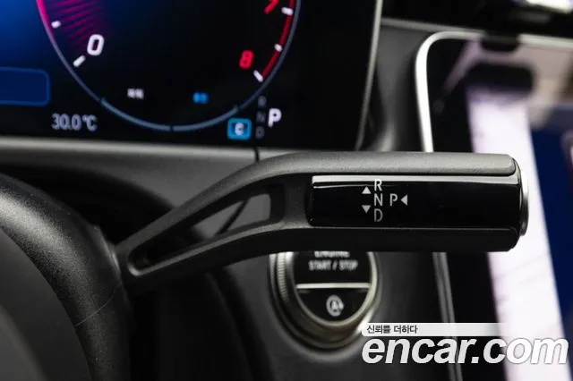 Mercedes-Benz E-Class — Фото автомобиля 9