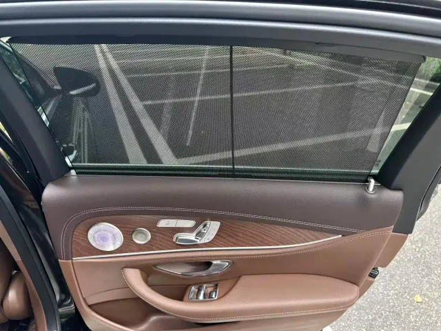 Mercedes-Benz E-Class — Фото автомобиля 12