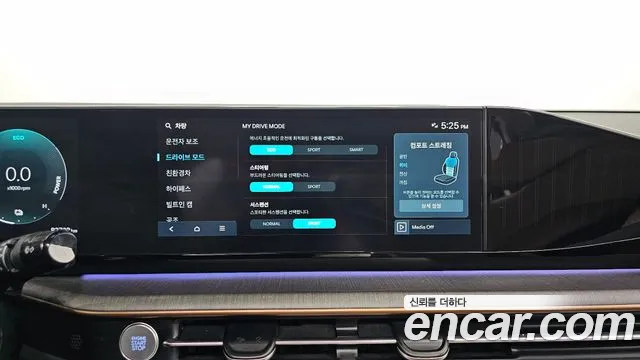 Hyundai Grandeur GN7 — Фото автомобиля 16