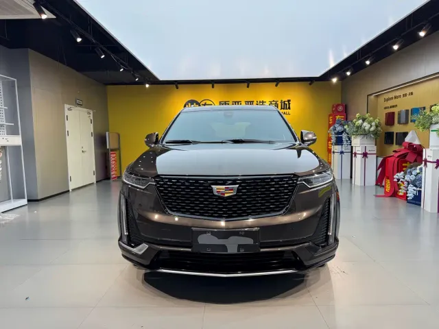Cadillac XT6 — Фото автомобиля 6