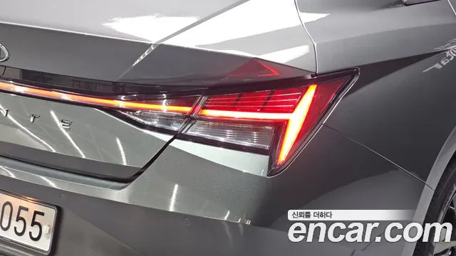 Hyundai AVANTE Avante (CN7) — Фото автомобиля 23