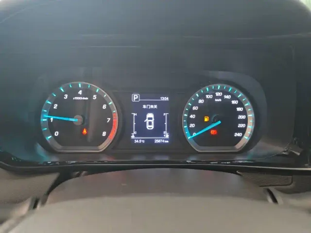 Changan Oushang X5 — Фото автомобиля 11