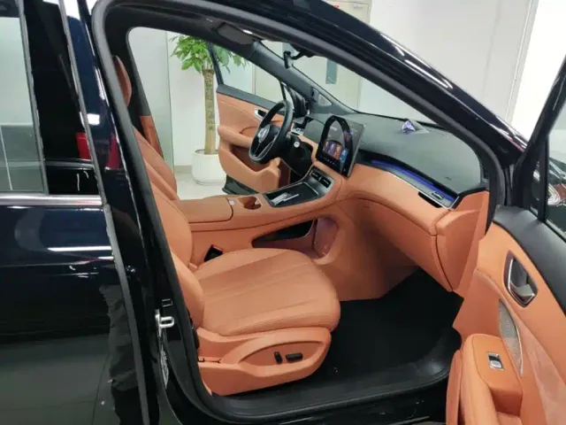 Shangjie SUV — Фото автомобиля 12
