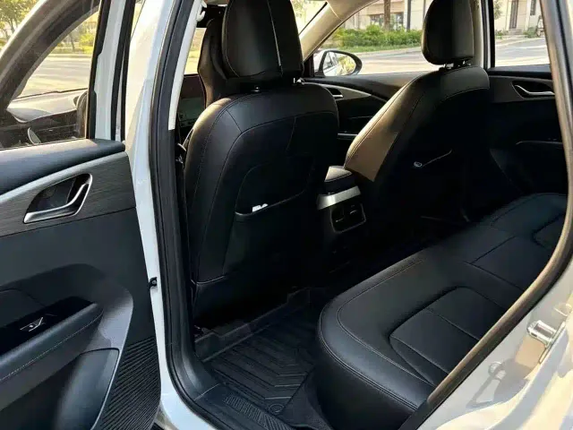 Wuling Starlight — Фото автомобиля 5