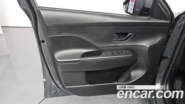 Hyundai Kona — Фото автомобиля 24