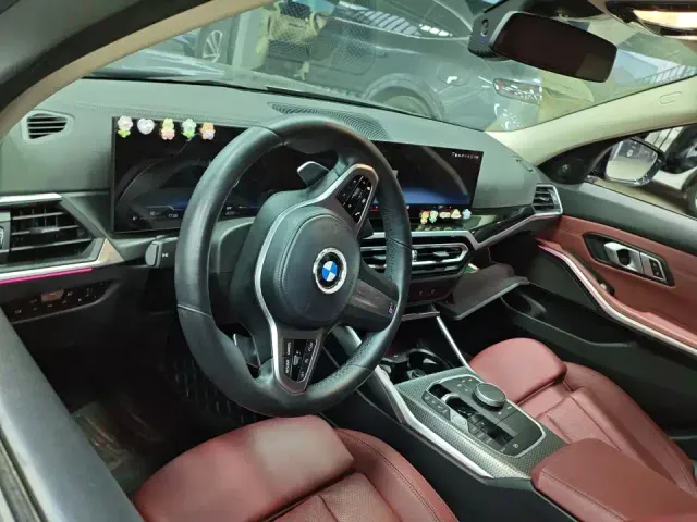 BMW 3 Series — Фото автомобиля 3