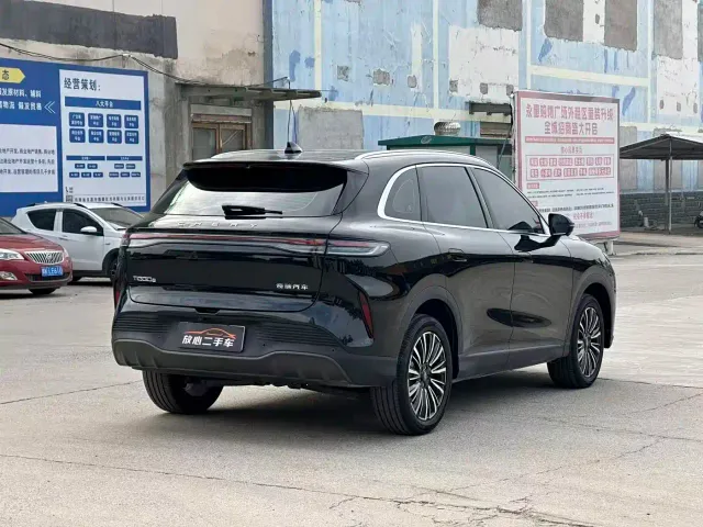 Chery Tiggo 8 — Фото автомобиля 7