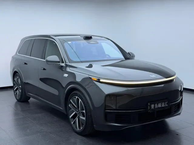 Li Auto L9 — Фото автомобиля 3