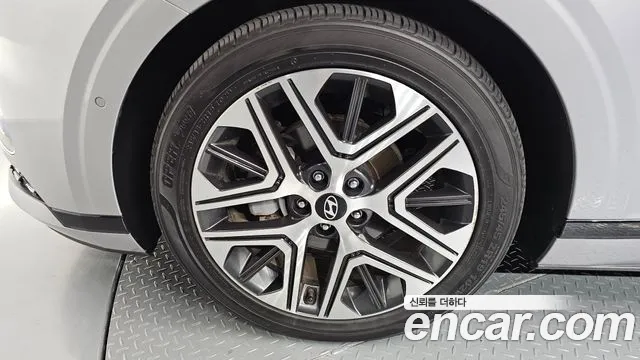 Hyundai Grandeur GN7 — Фото автомобиля 5