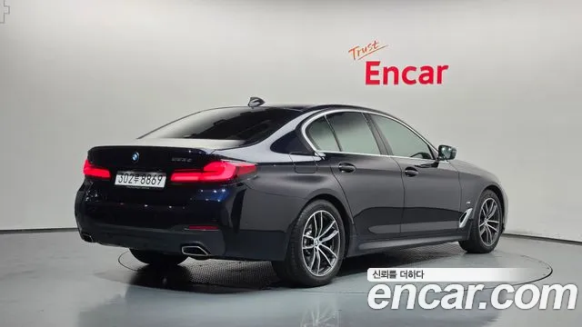 BMW 5 Series G30 — Фото автомобиля 2