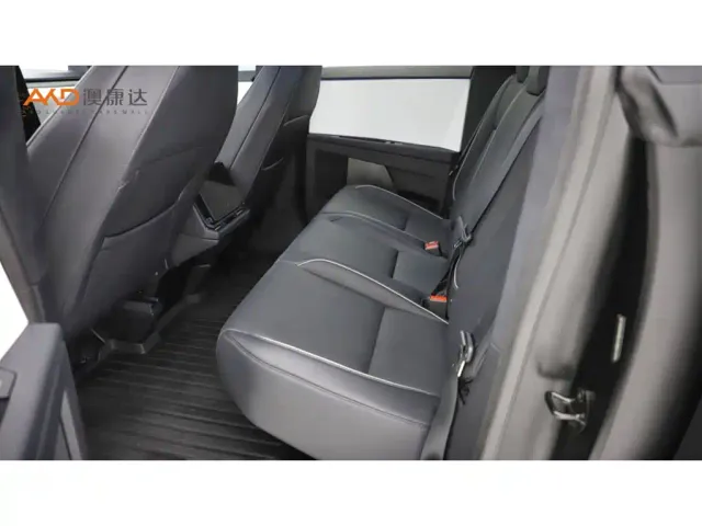 Tesla Cyber Off-Road Traveler — Фото автомобиля 7