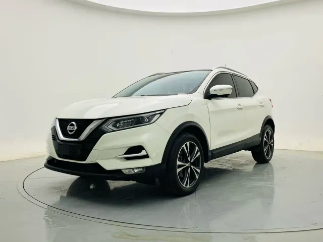 Фотография автомобиля — Nissan Qashqai
