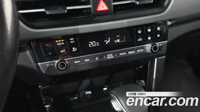 Kia Seltos New — Фото автомобиля 18