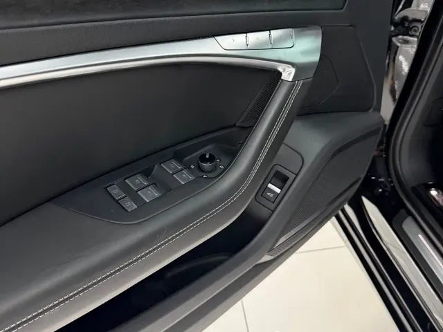 Audi A6L — Фото автомобиля 2
