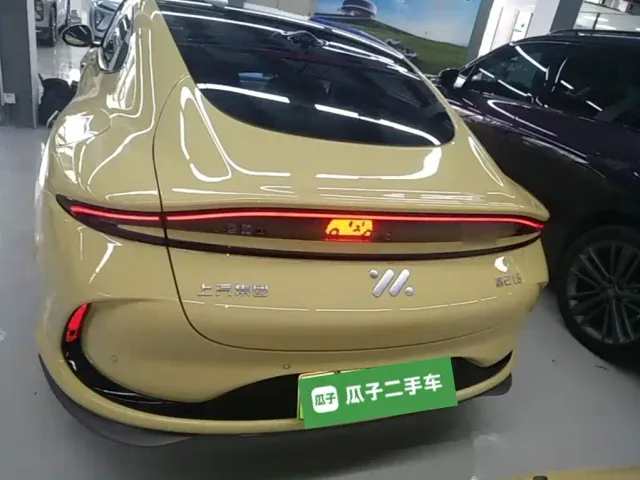 IM Motors L6 — Фото автомобиля 3