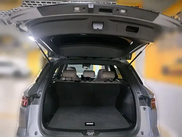 BYD Song Pro — Фото автомобиля 23