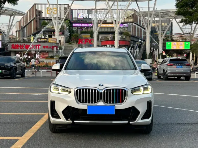 BMW X3 — Фото автомобиля 2