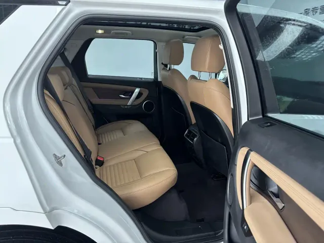 Land Rover Discovery Sport — Фото автомобиля 22