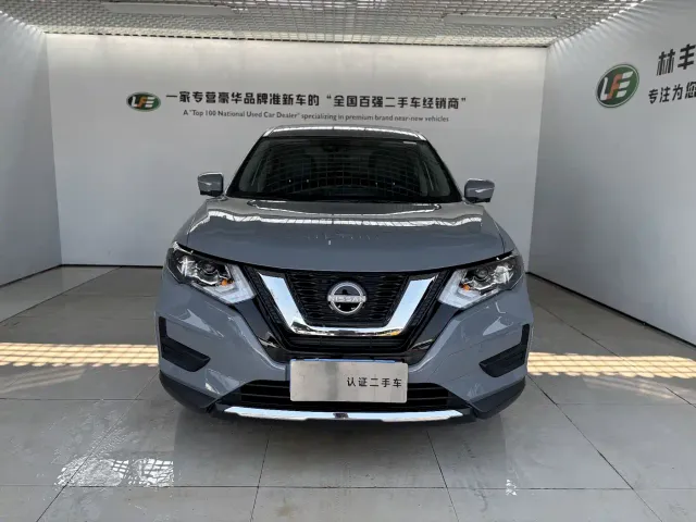 Nissan X-Trail — Фото автомобиля 2