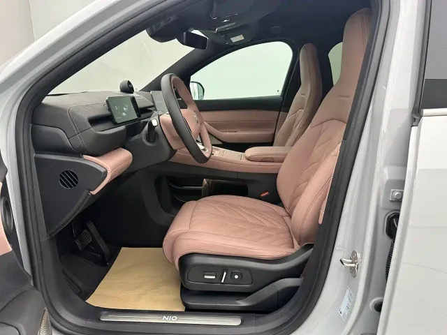 Nio EC6 — Фото автомобиля 13