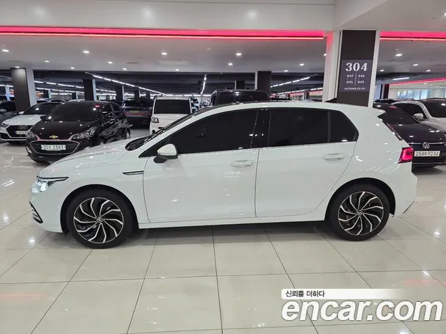 Volkswagen Golf Golf 8 поколение 2.0 TDI Prestige — Фото автомобиля 3