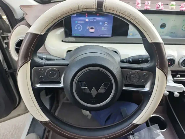Wuling Bingo — Фото автомобиля 10