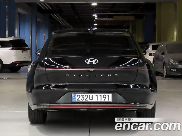Hyundai Grandeur GN7 — Фото автомобиля 4