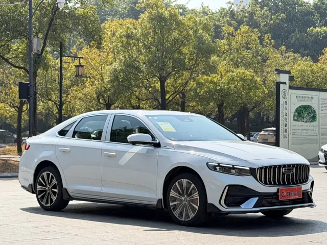 Geely Xingrui — Фото автомобиля 3