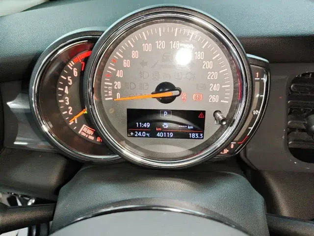 MINI Hatch — Фото автомобиля 15