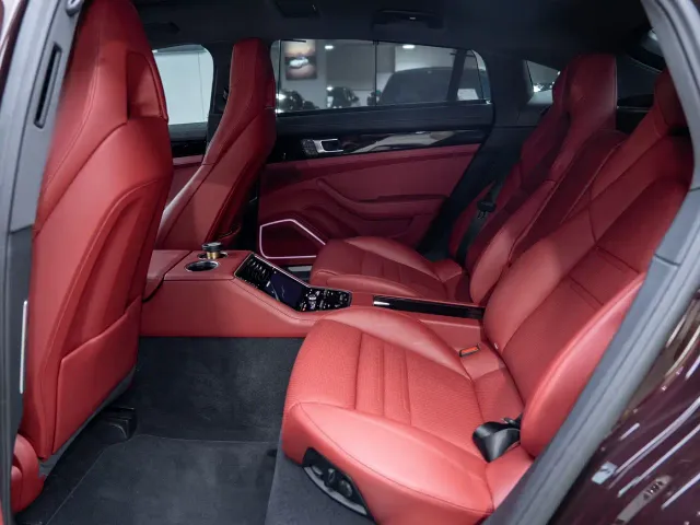 Porsche Panamera — Фото автомобиля 22