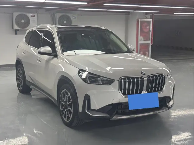 BMW X1 — Фото автомобиля 3