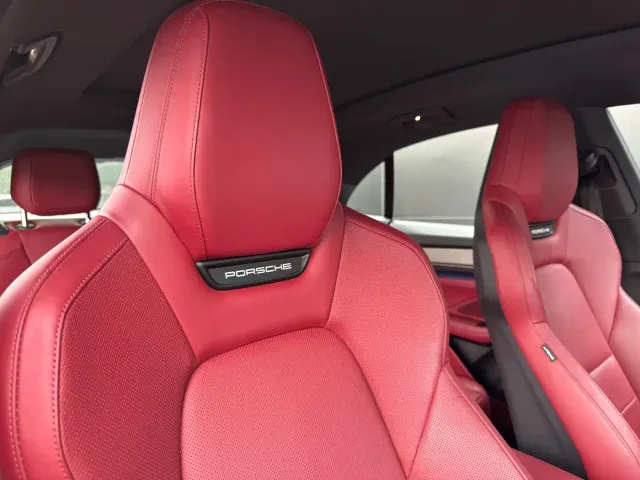 Porsche Macan EV — Фото автомобиля 19