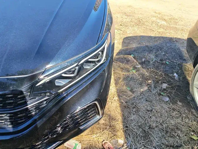 Volkswagen Passat — Фото автомобиля 5