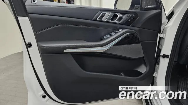 BMW X7 G07 — Фото автомобиля 12