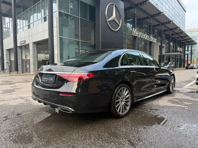 Mercedes-Benz S-Class — Фото автомобиля 3