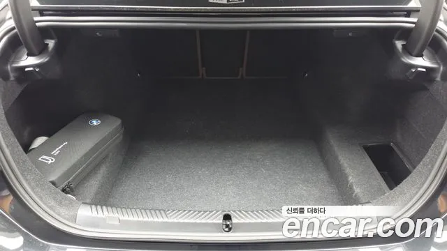 BMW 5 Series G60 — Фото автомобиля 20