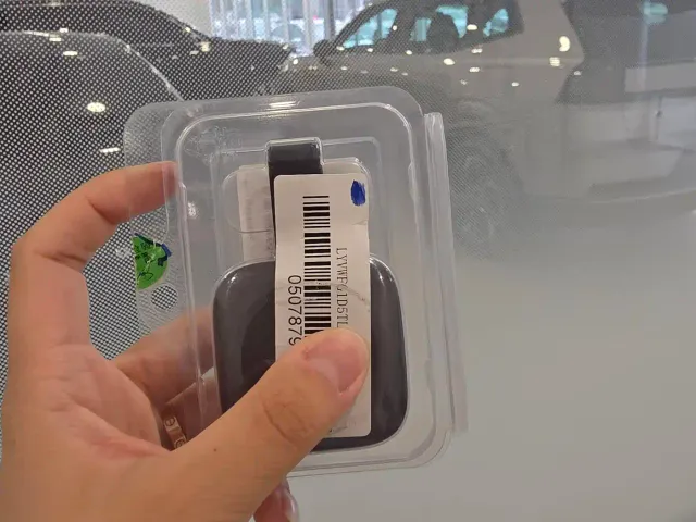 Volvo XC70 Plug-in Hybrid — Фото автомобиля 16