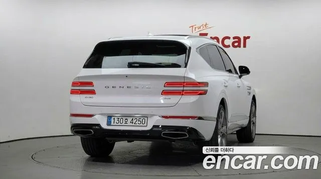 Genesis GV80 — Фото автомобиля 4