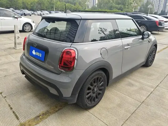 MINI Hatch — Фото автомобиля 3