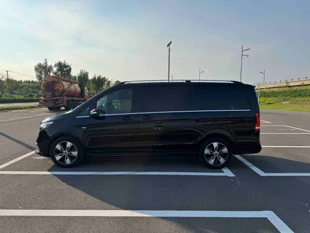 Mercedes-Benz V-Class — Фото автомобиля 7