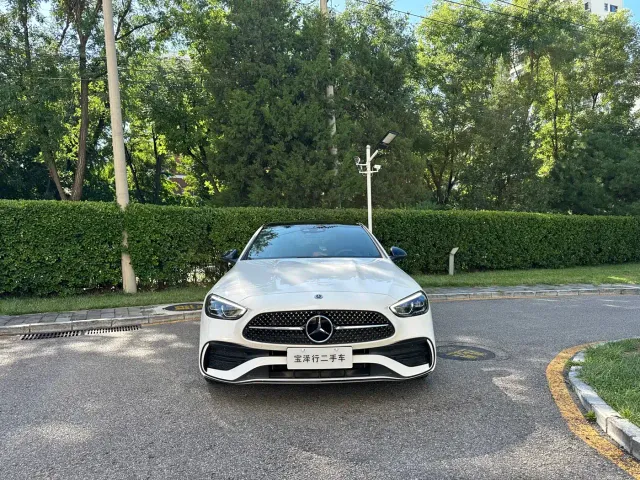 Mercedes-Benz C-Class — Фото автомобиля 2