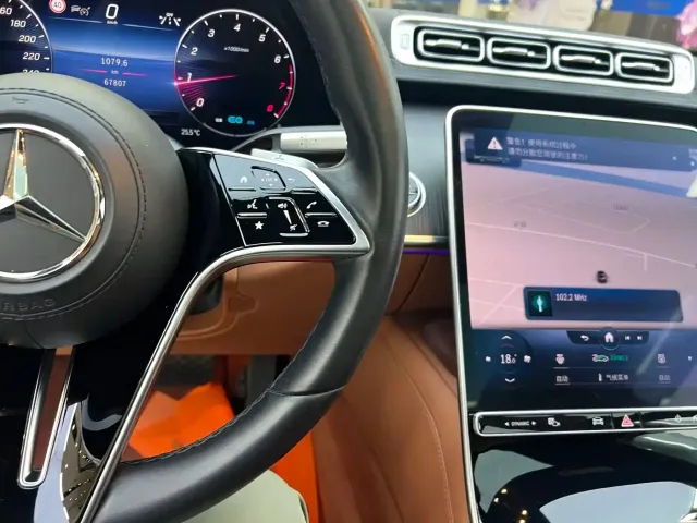 Mercedes-Benz S-Class — Фото автомобиля 15