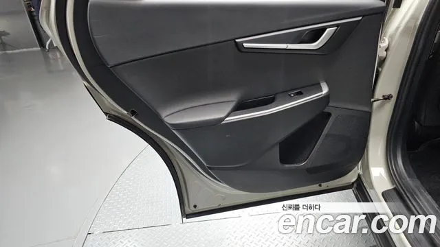 Kia EV6 — Фото автомобиля 25