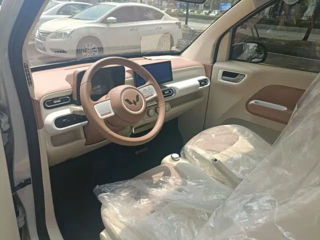 Wuling Hongguang Mini EV — Фото автомобиля 4