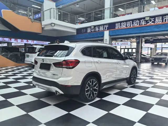 BMW X1 — Фото автомобиля 6