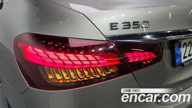 Mercedes-Benz E-Class E-класс W213 E350 4MATIC Avantgarde — Фото автомобиля 21