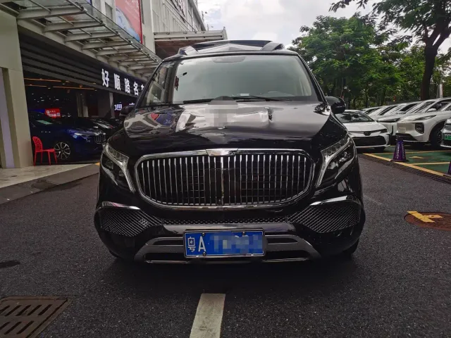 Mercedes-Benz V-Class — Фото автомобиля 4