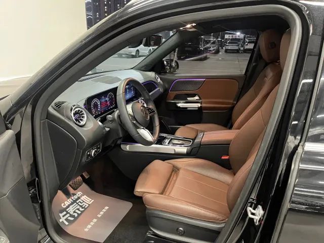 Mercedes-Benz GLB-Class — Фото автомобиля 10